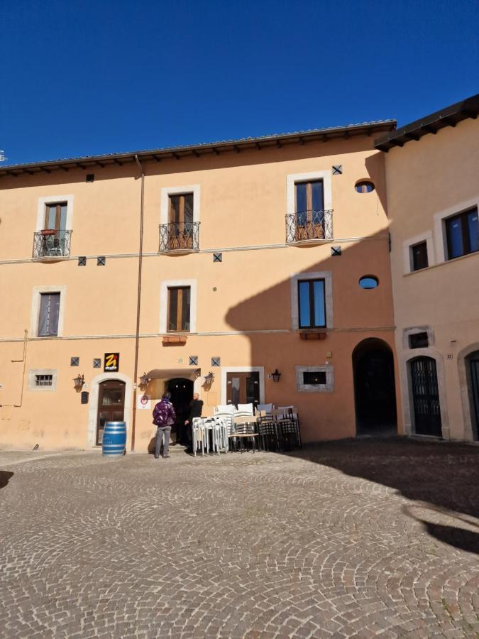 Casa Matteo-Gran Sasso Apartman LʼAquila Kültér fotó